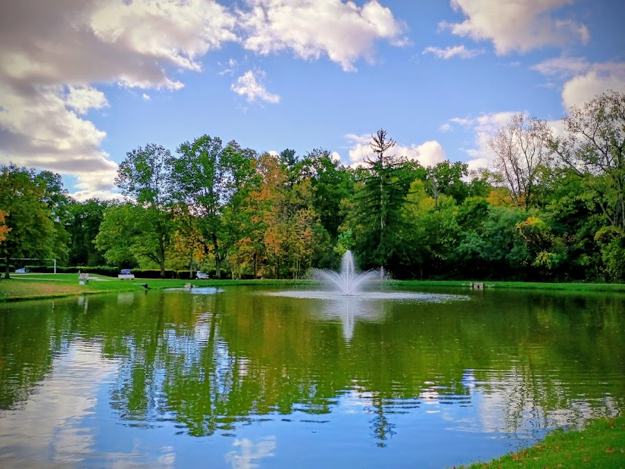 Richfield Woods Park - Catch and Release Pond