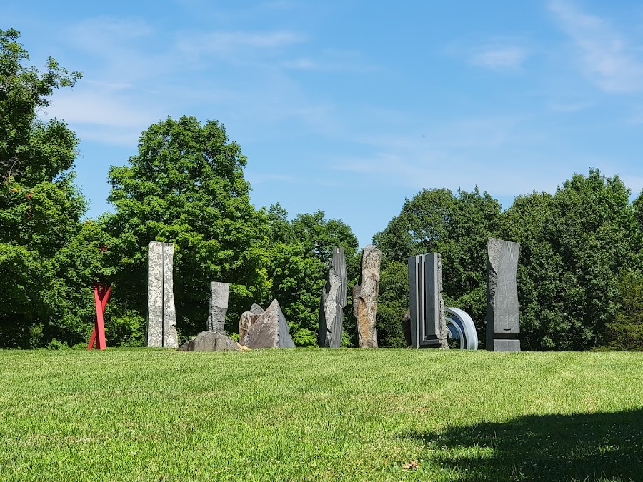 Pyramid Hill Sculpture Park