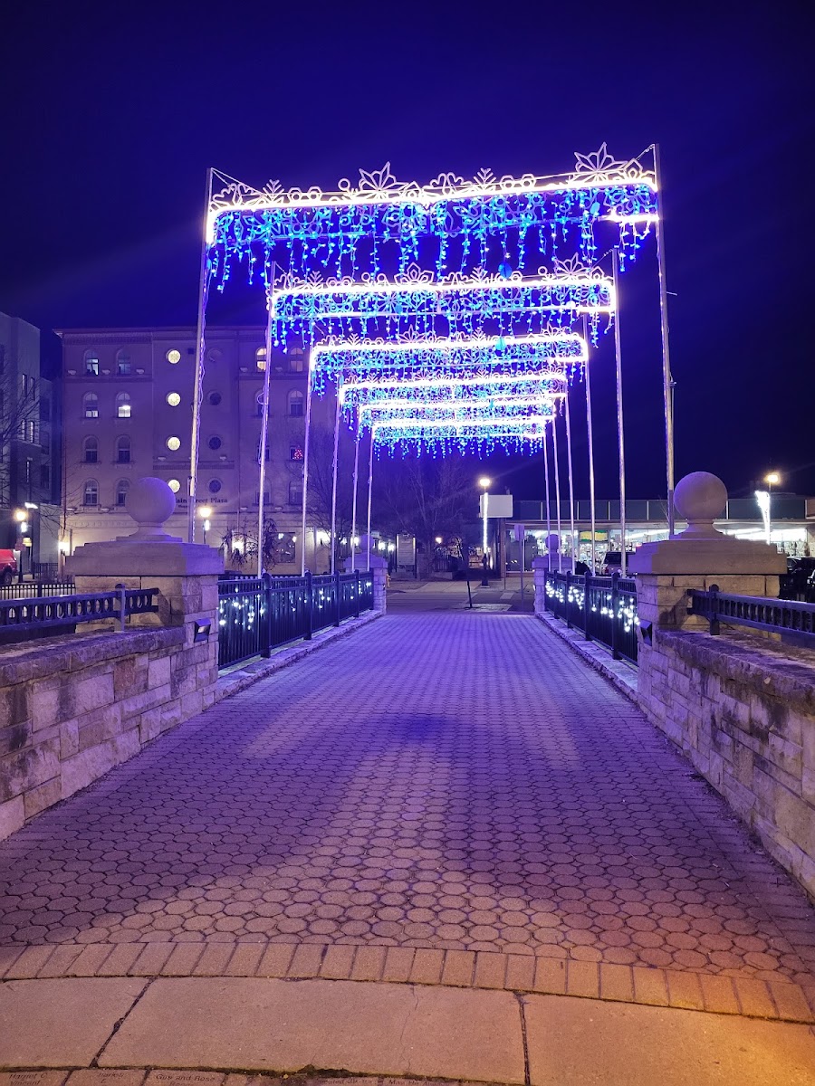Waukesha Walk of Lights