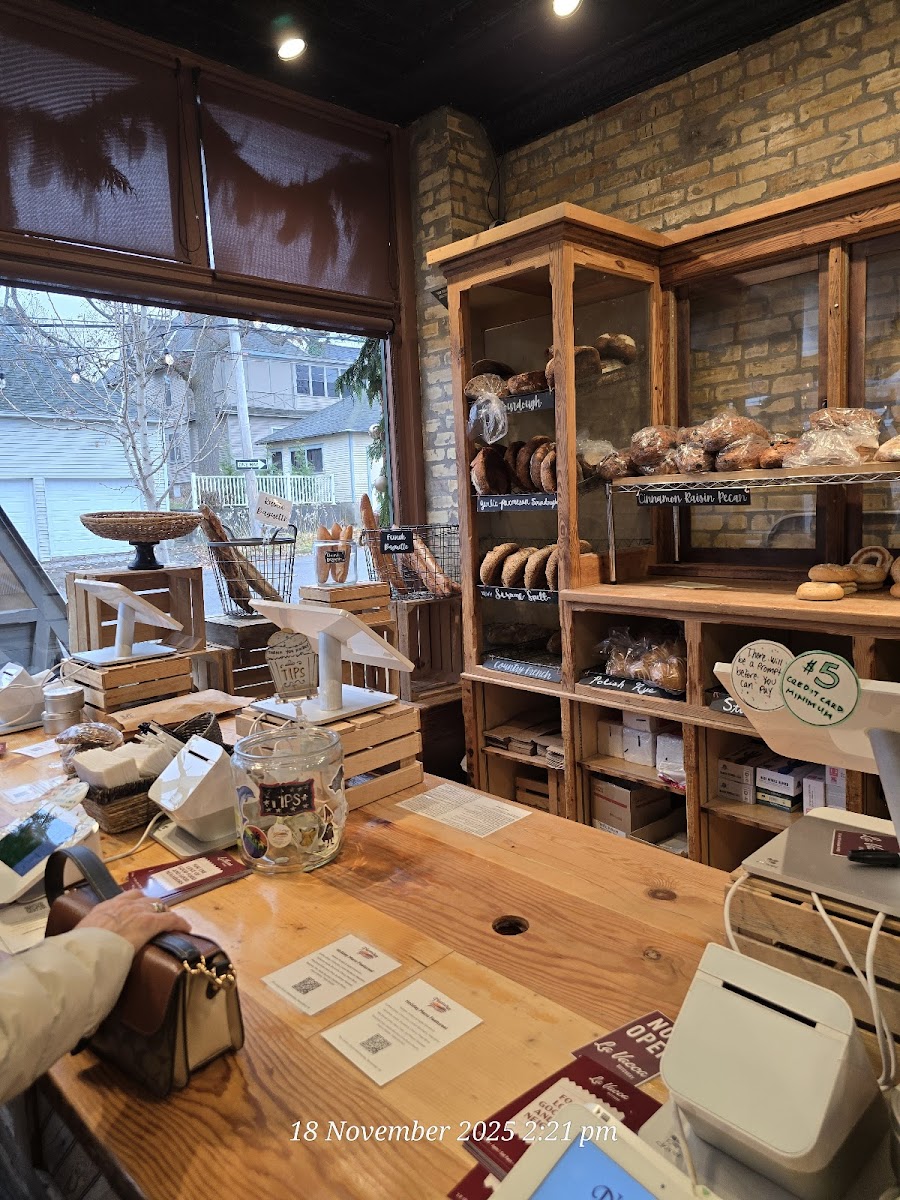 Nantucket Baking Company - Lyon St