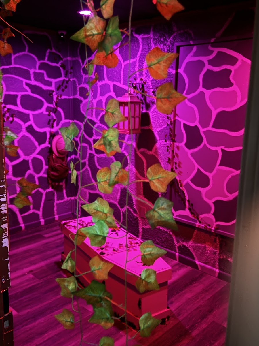 Crooked Cottage Escape Rooms