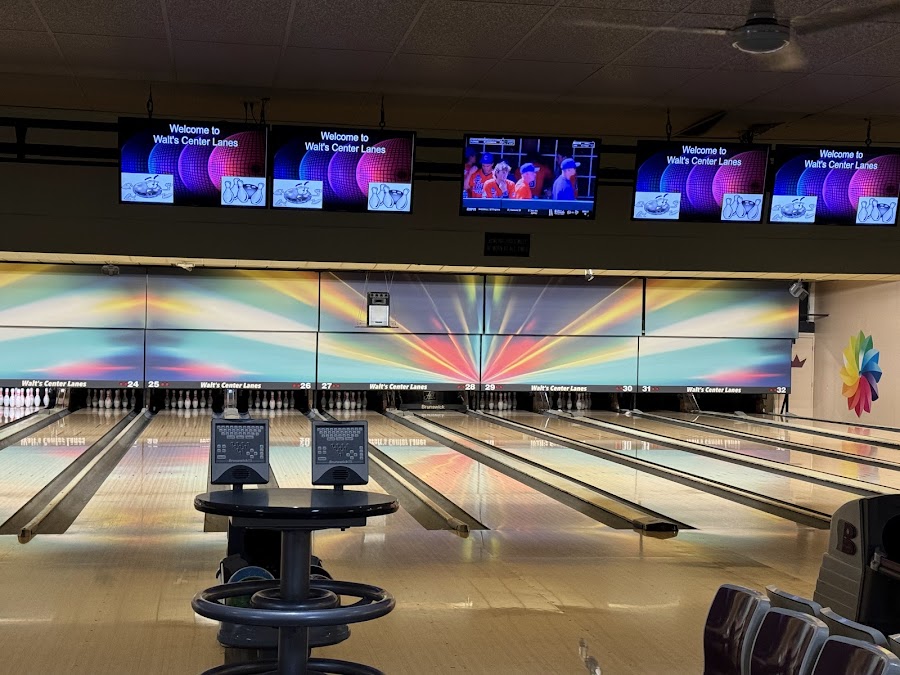 Walt's Center Lanes