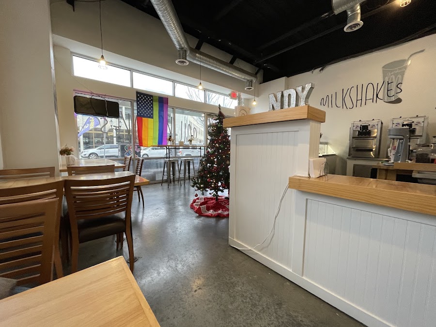 Gordons Milkshake Bar