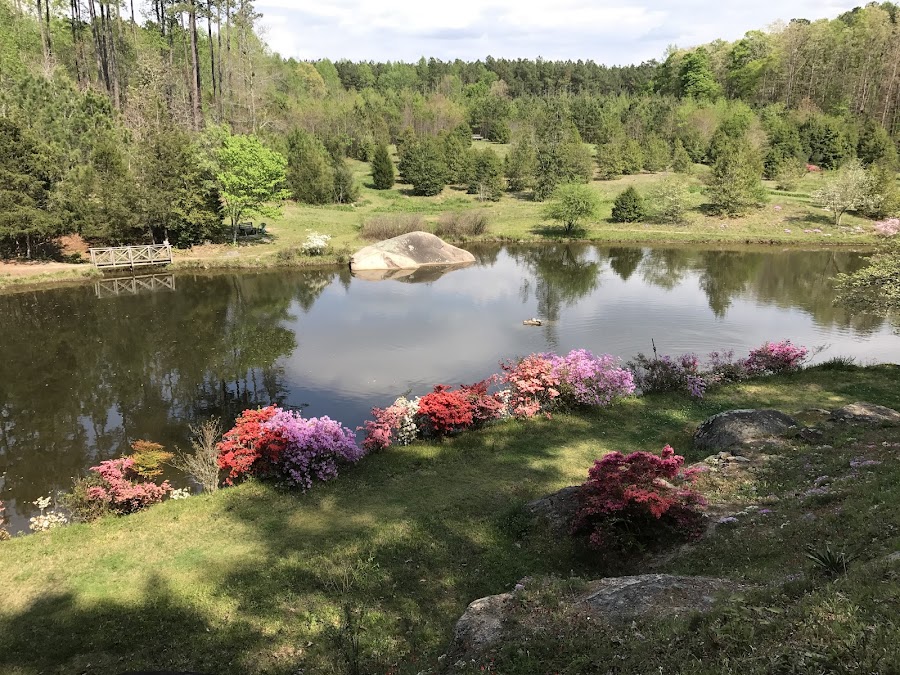 Louisburg College's de Hart Botanical Gardens