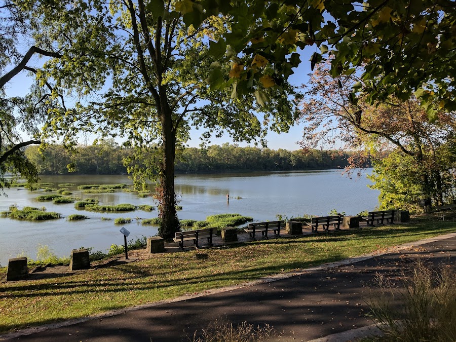 Farnsworth Metropark Towpath Trail