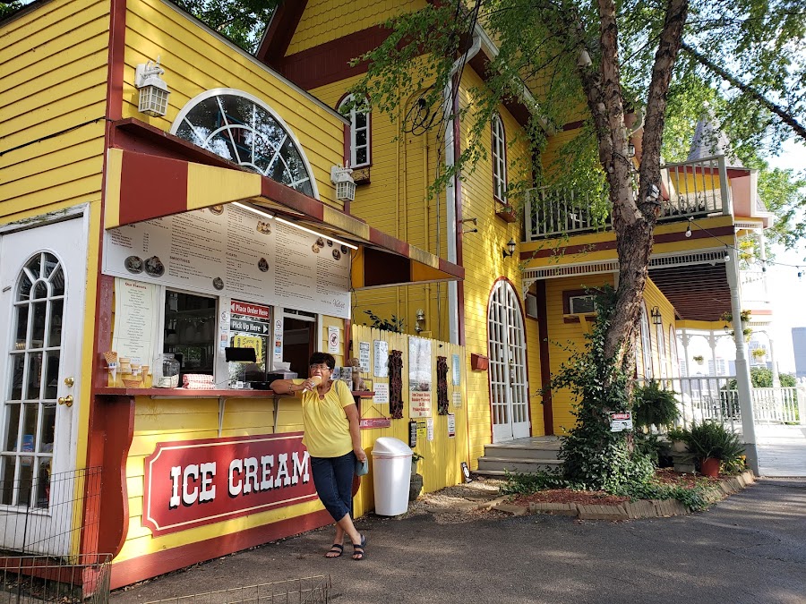 The Widows Walk Ice Creamery