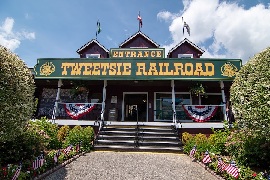 Tweetsie Railroad