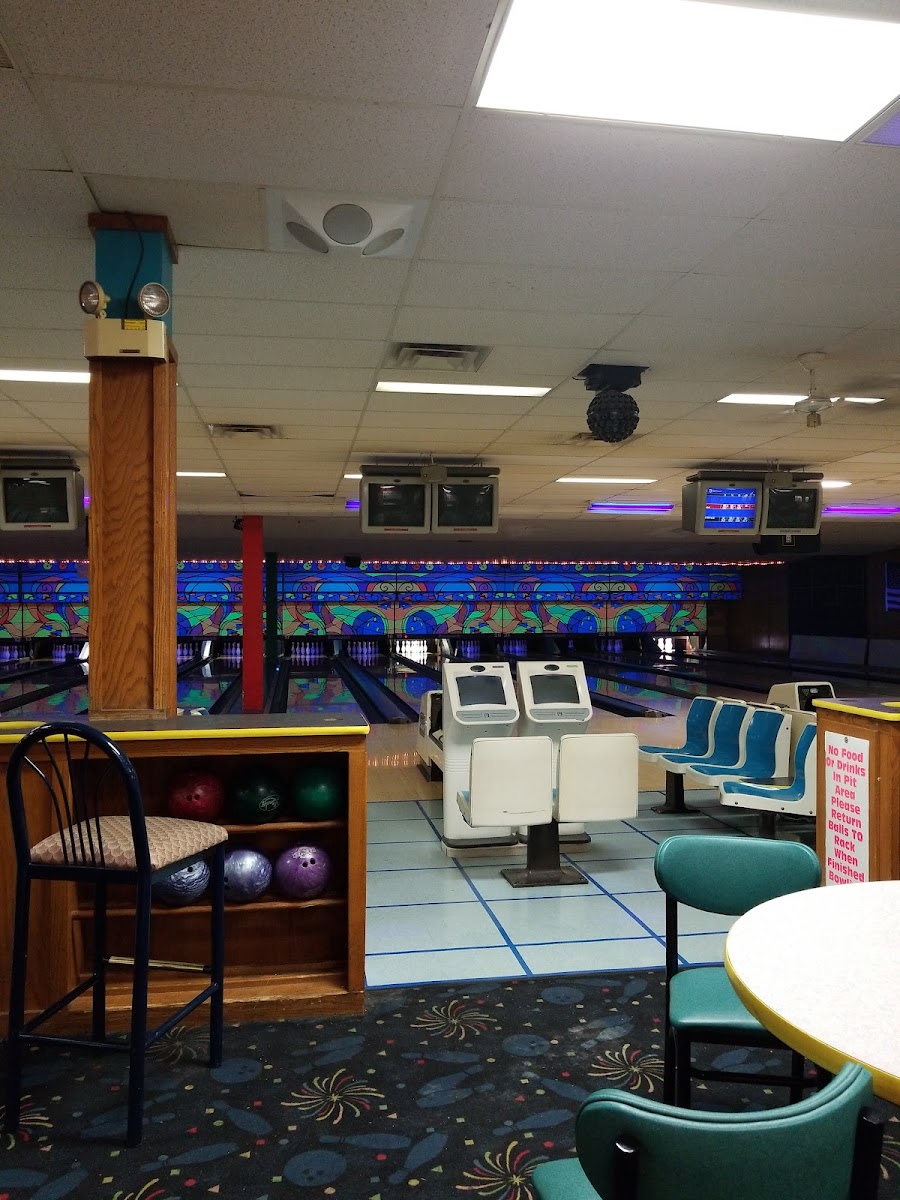 Donelson Plaza Strike and Spare