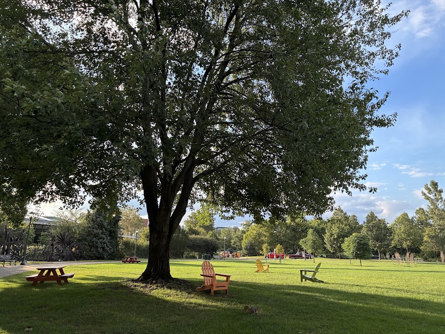 Wade Oval