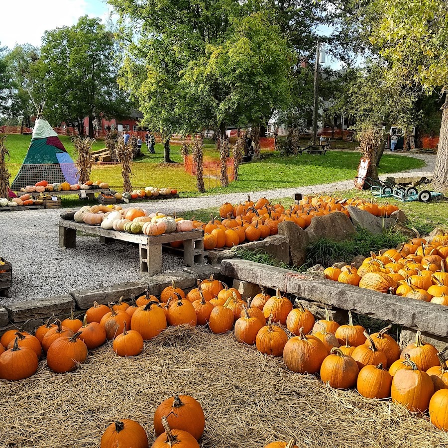 Heritage Farms