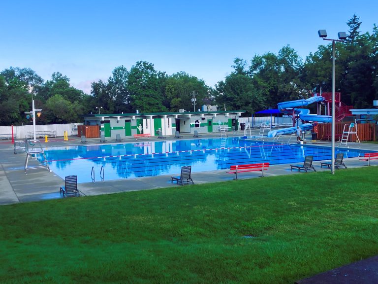 Bedford Municipal Pool