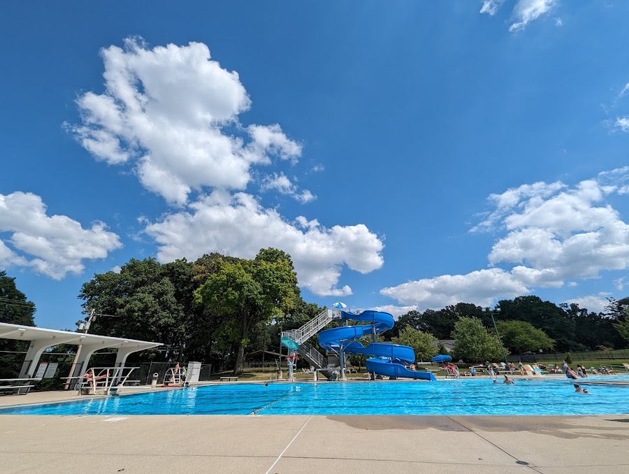 Greenhills Swimming Pool
