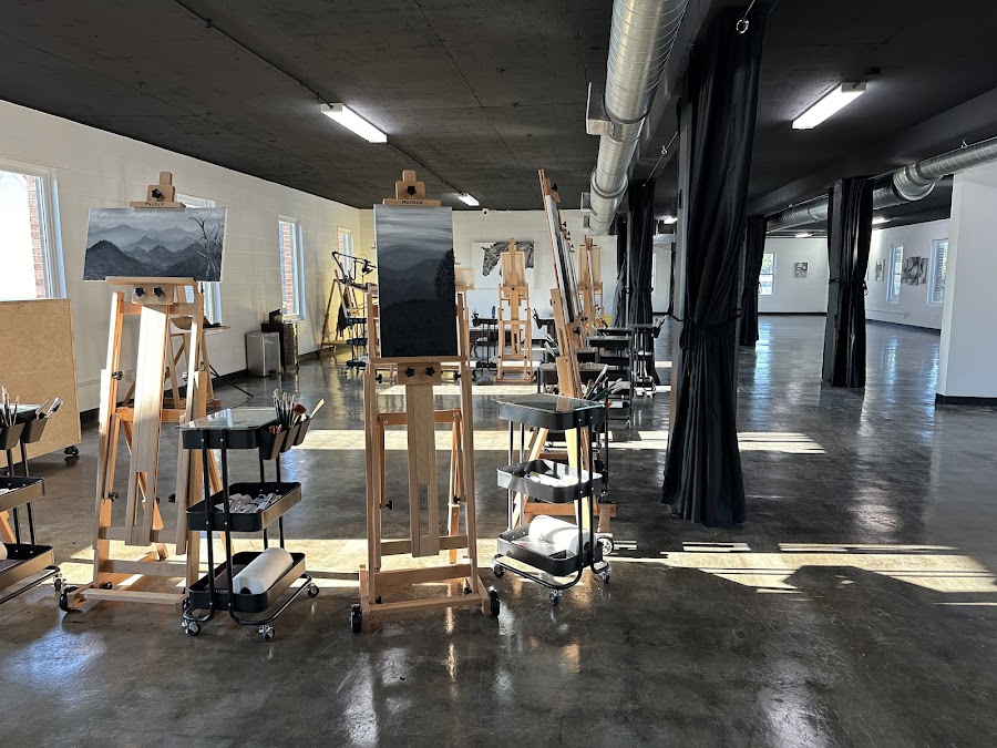 Visual Arts Academy and Studio