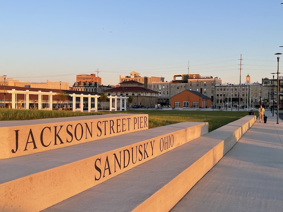 Jackson Street Pier