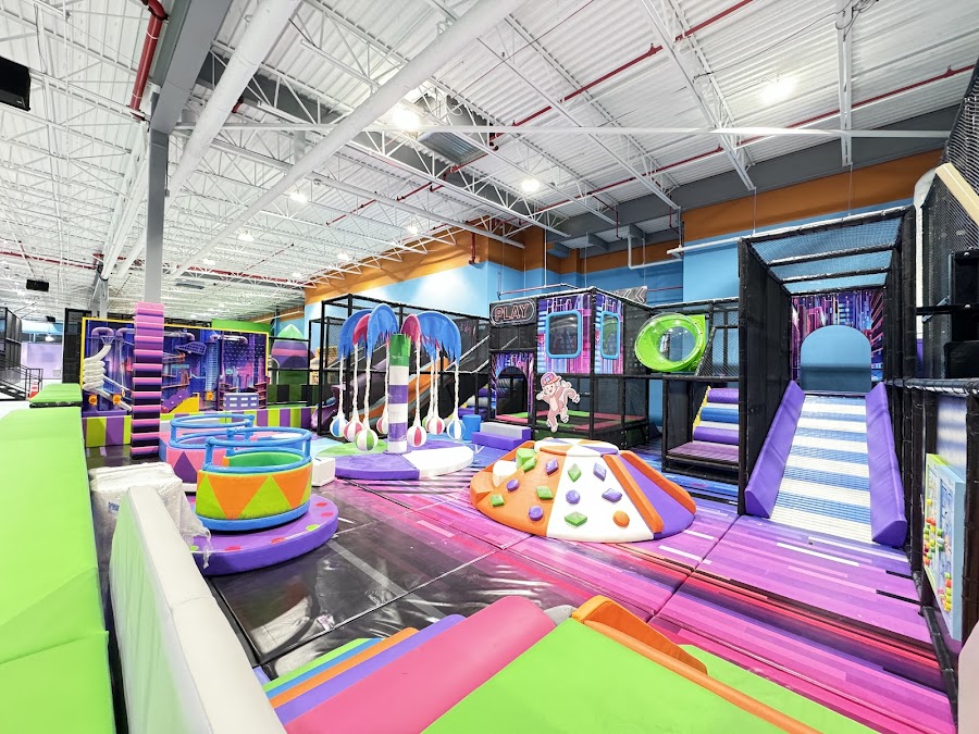 Soar N Bounce Trampoline & Adventure Park - Grandville