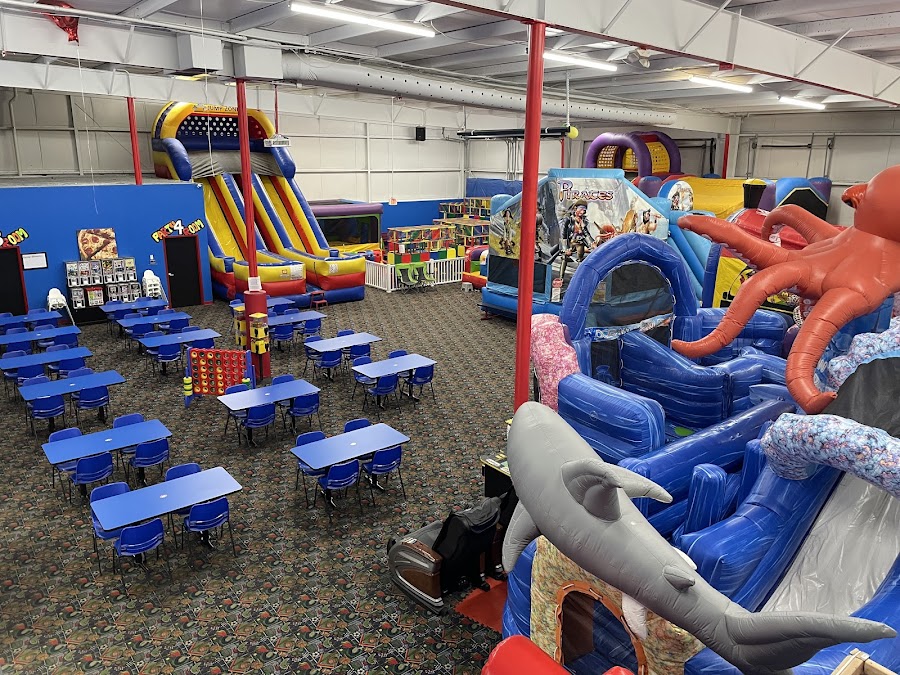Jump!Zone Party Play Center