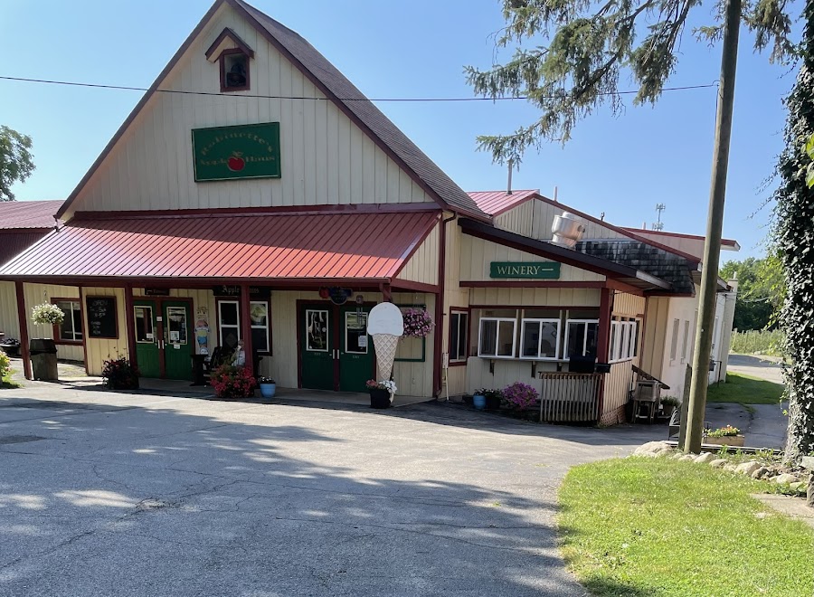 Robinette's Apple Haus & Winery