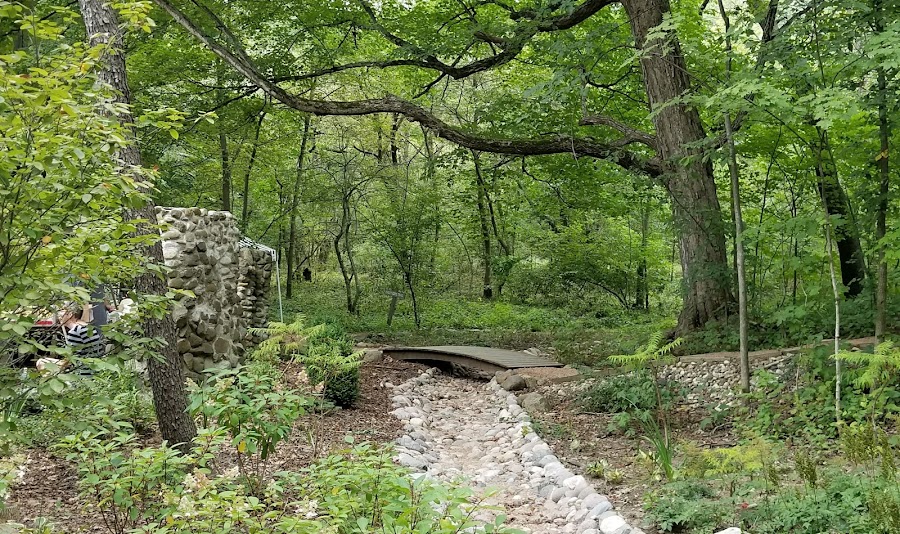 Hawthorn Hollow Nature Sanctuary & Arboretum