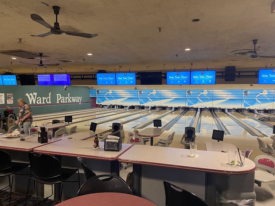 Ward Parkway Lanes