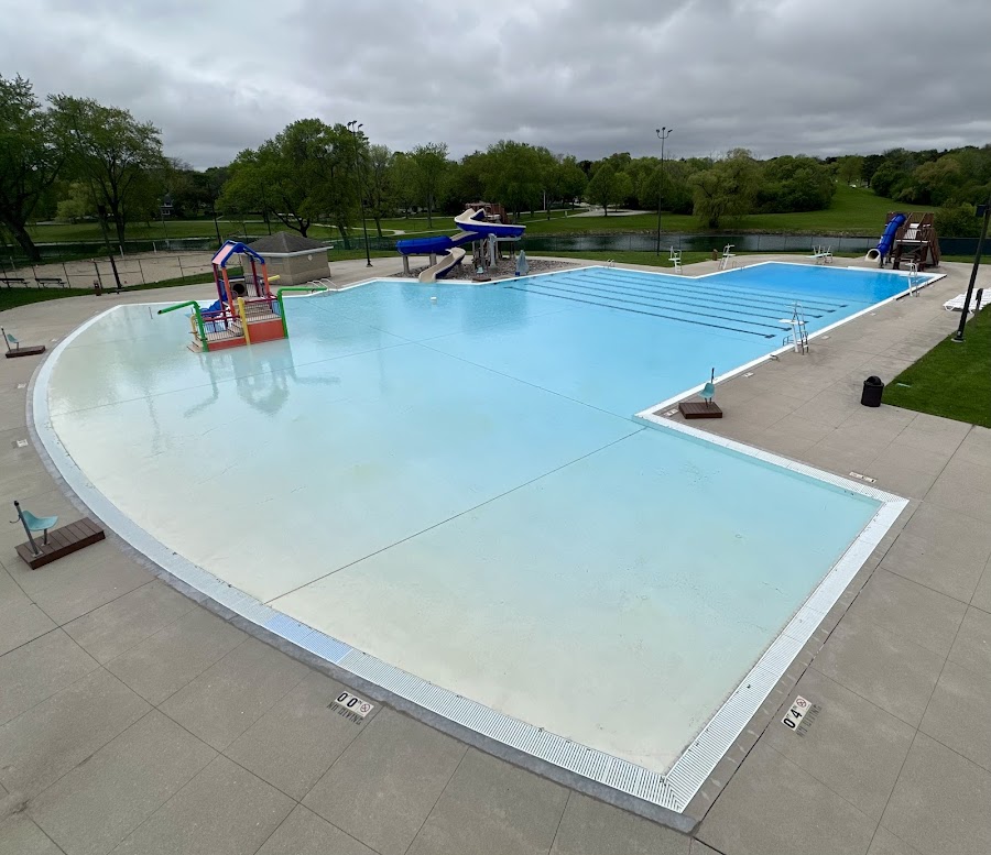 Cedarburg Pool