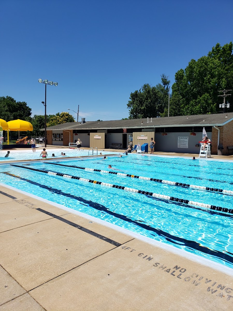 Crafton Swimming Pool