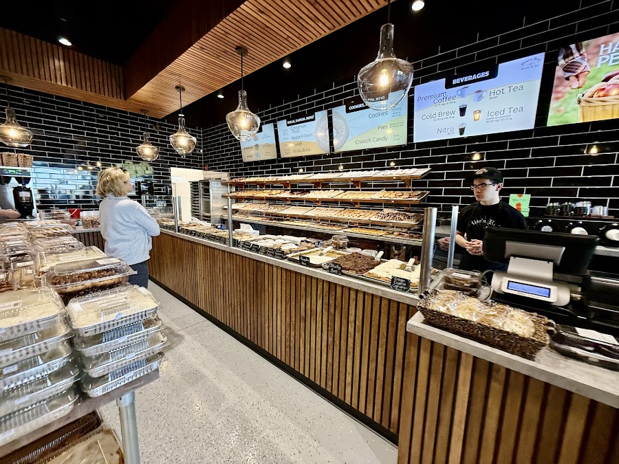 Rise'n Roll Bakery — Westfield