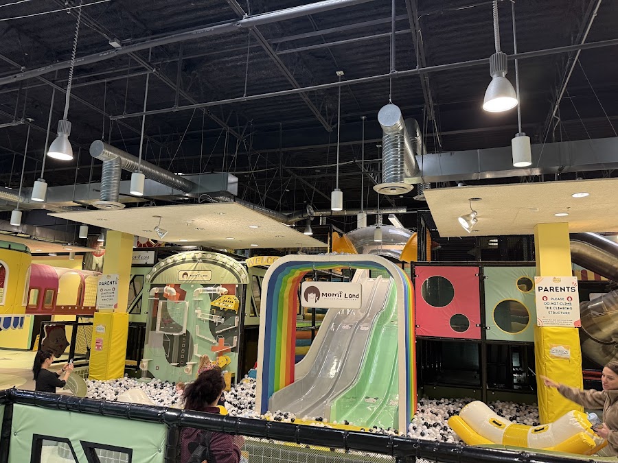 Momi Land Gahanna