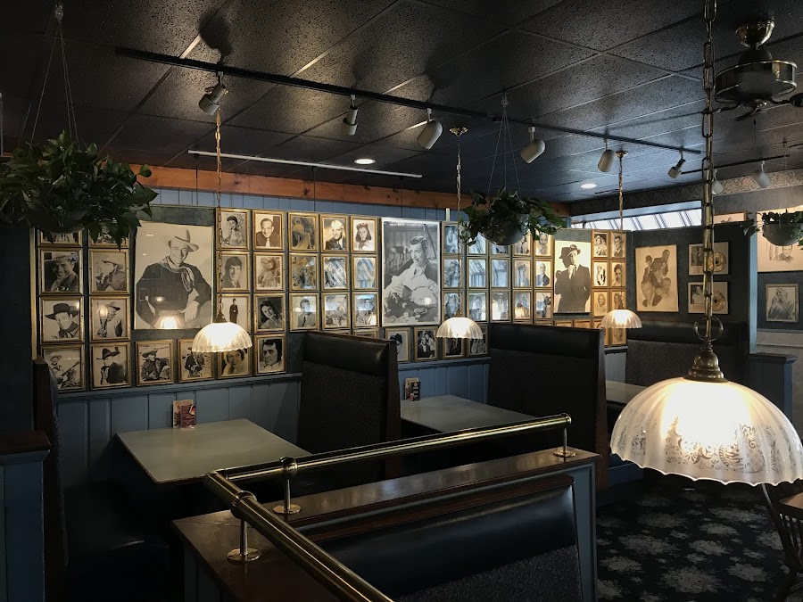 Gene's Place To Dine