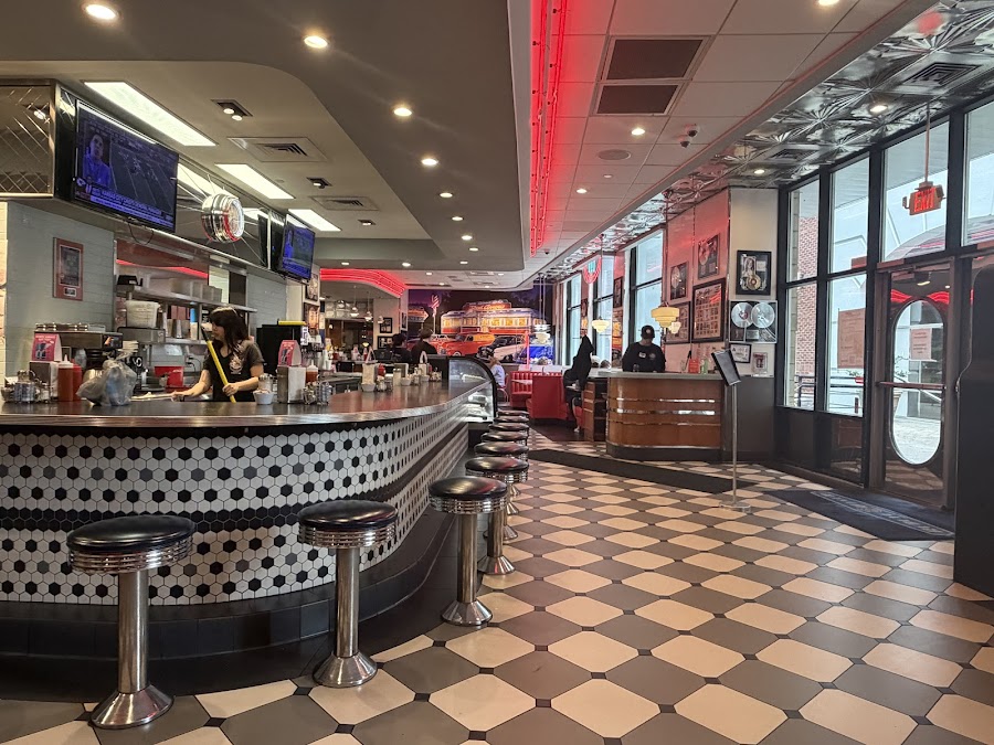 RedEye Diner
