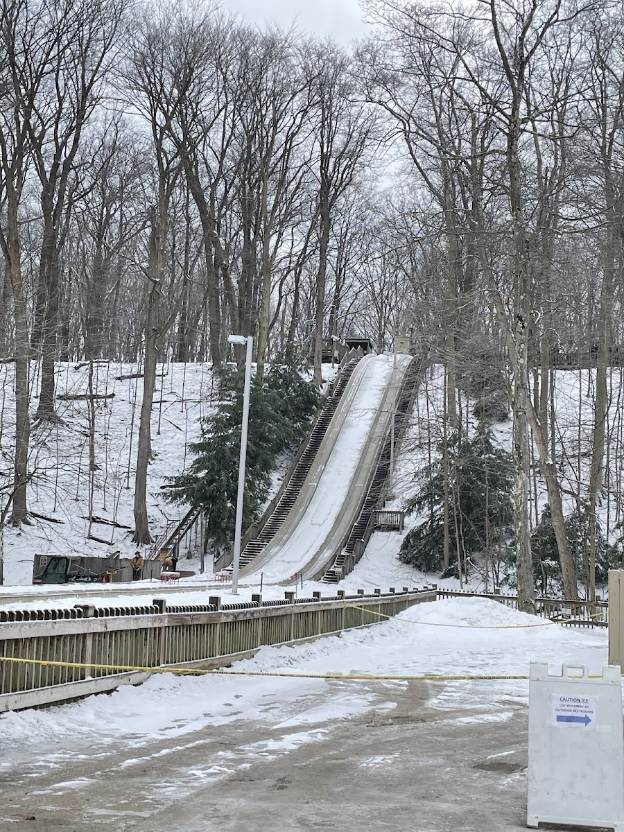 Toboggan Chutes