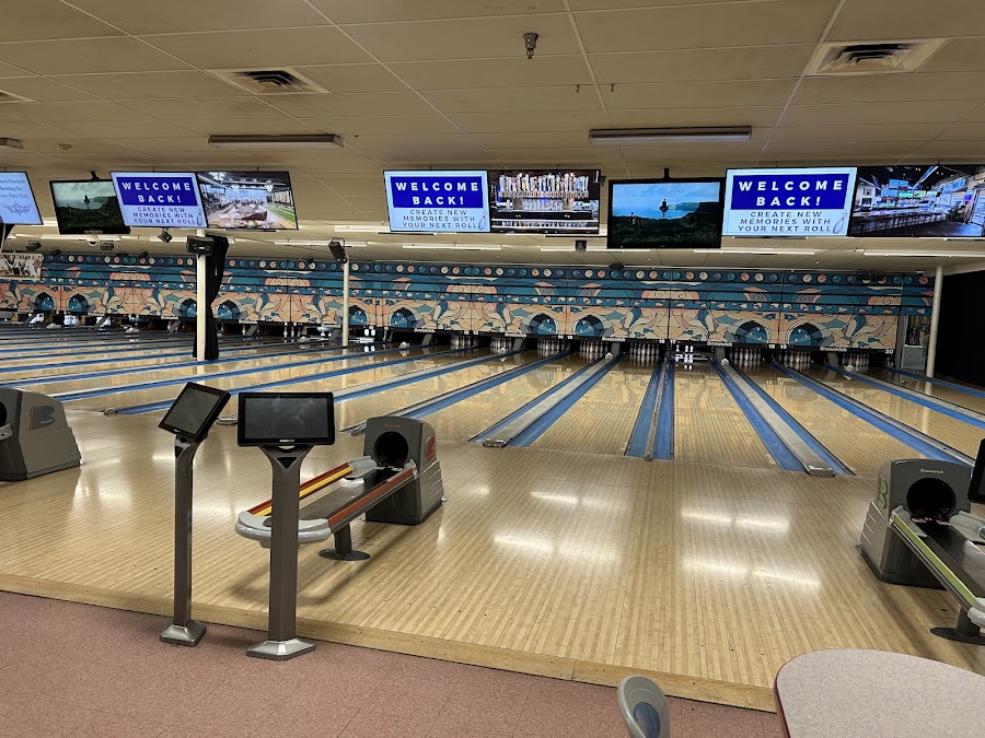 Family Bowlaway Fun Center