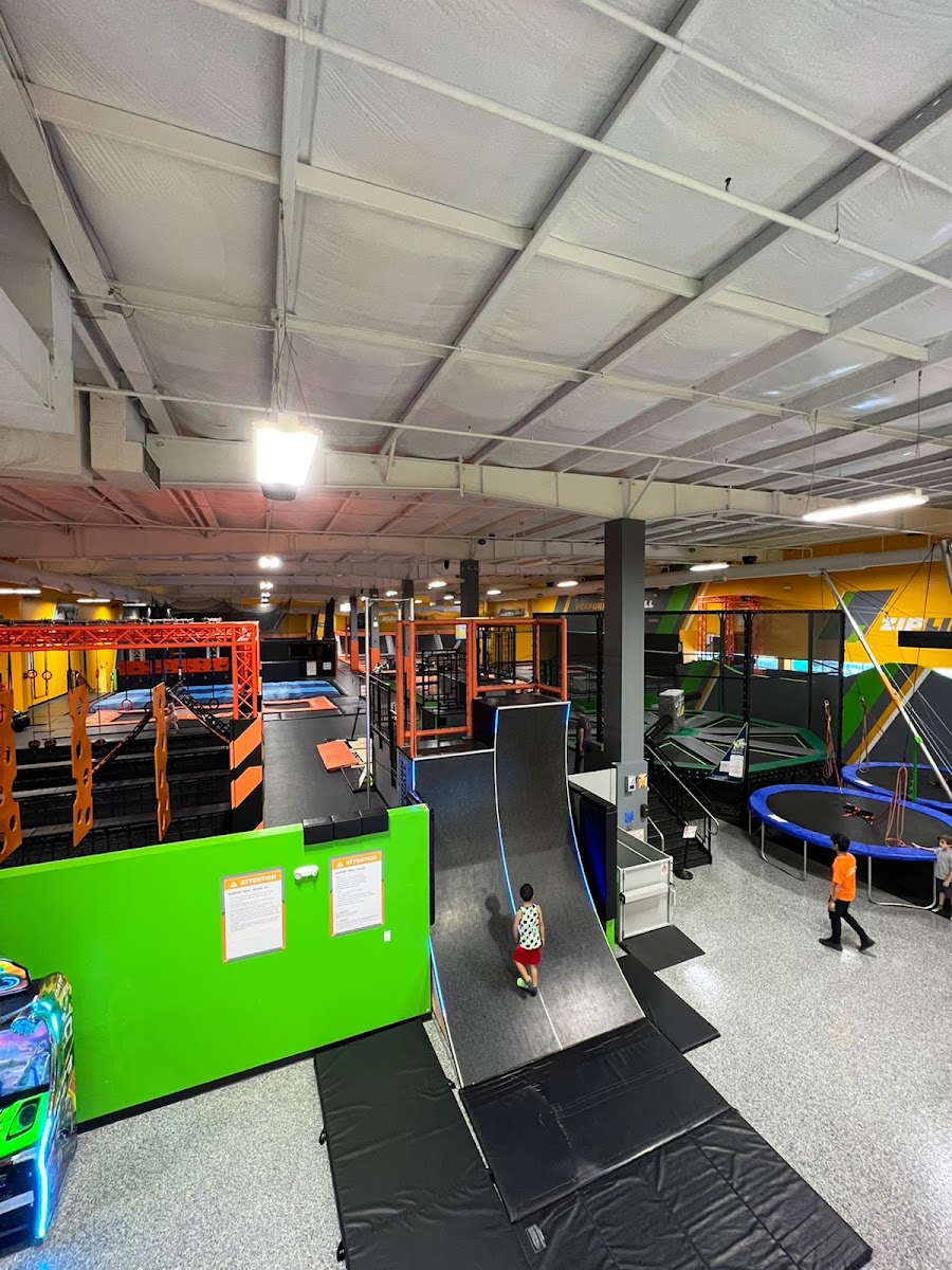 Apex Jumps Trampoline Park - Dublin, OH