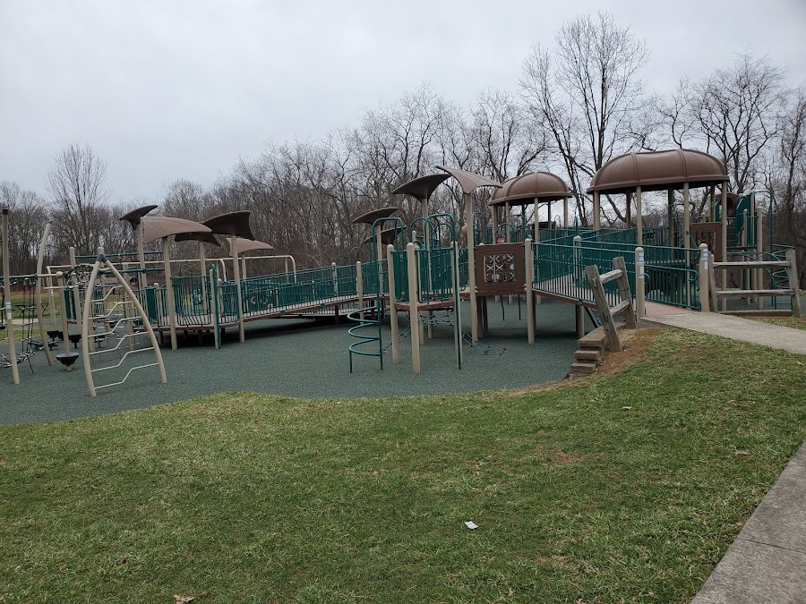 Deer Lakes Park