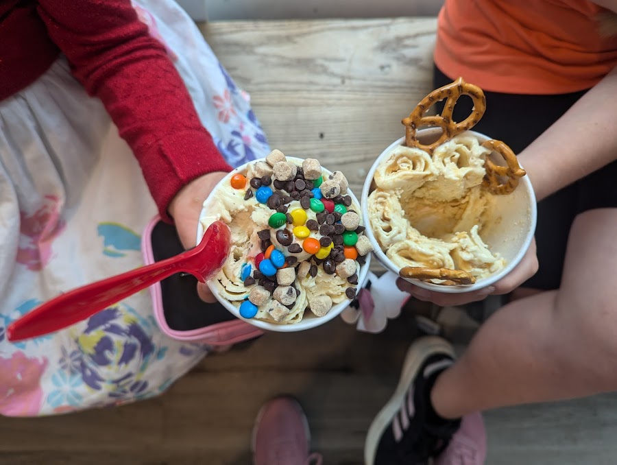 Simply Rolled Ice Cream - Over-the-Rhine