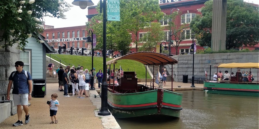 Riverfront Canal Cruises