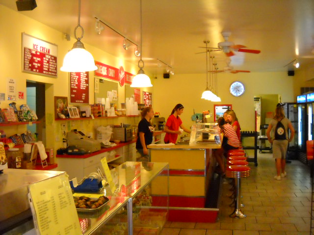 Yetter's Candies