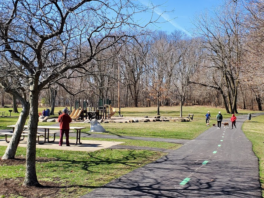 Cleveland Metroparks Meadow Ridge Picnic Area