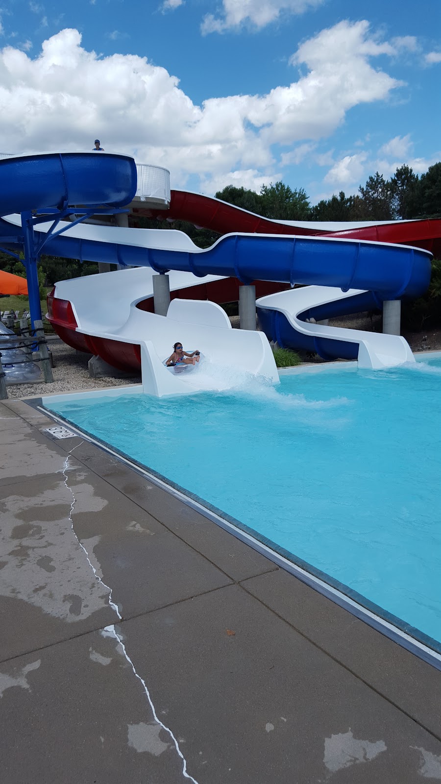 Pelican Harbor Indoor/Outdoor Aquatic Park, Bolingbrook Park District