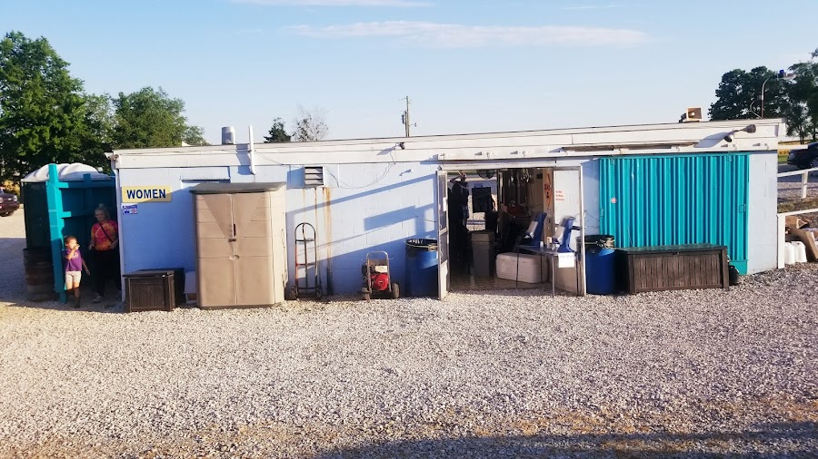 Holiday Drive-IN Theater