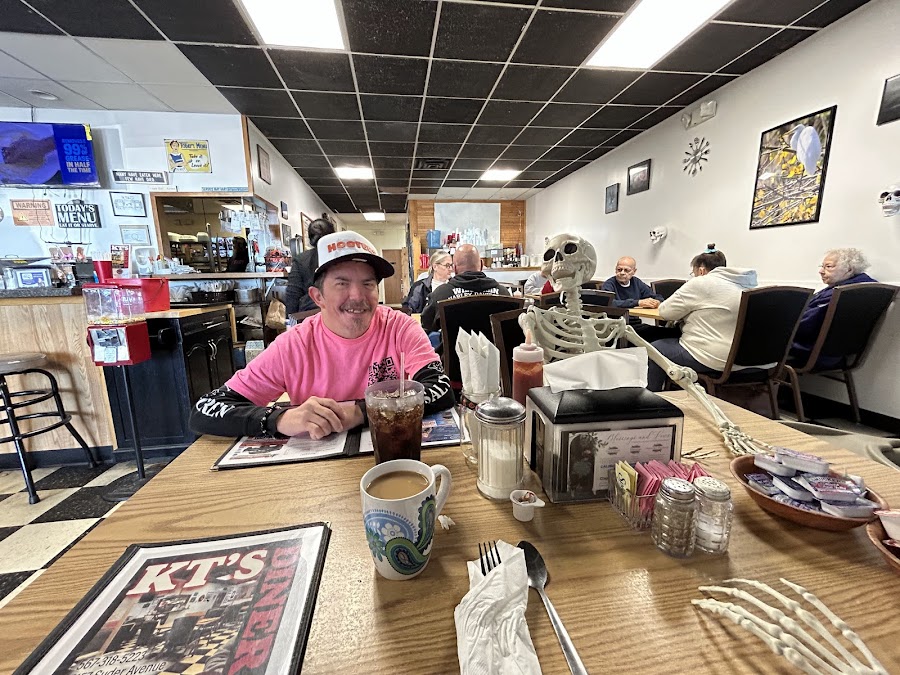 KT's Diner