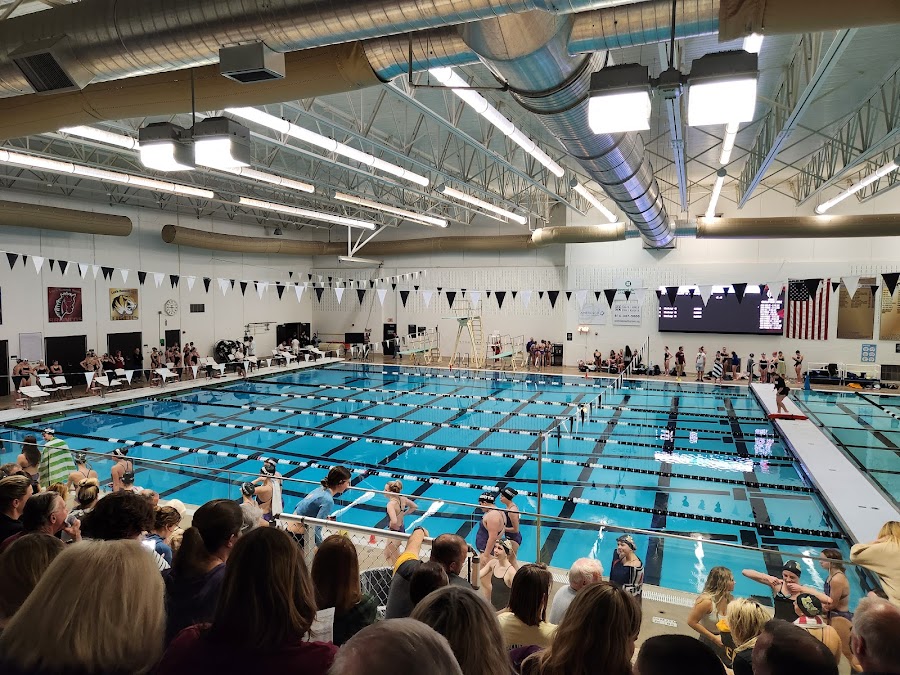 Lee's Summit R-7 Aquatic Center