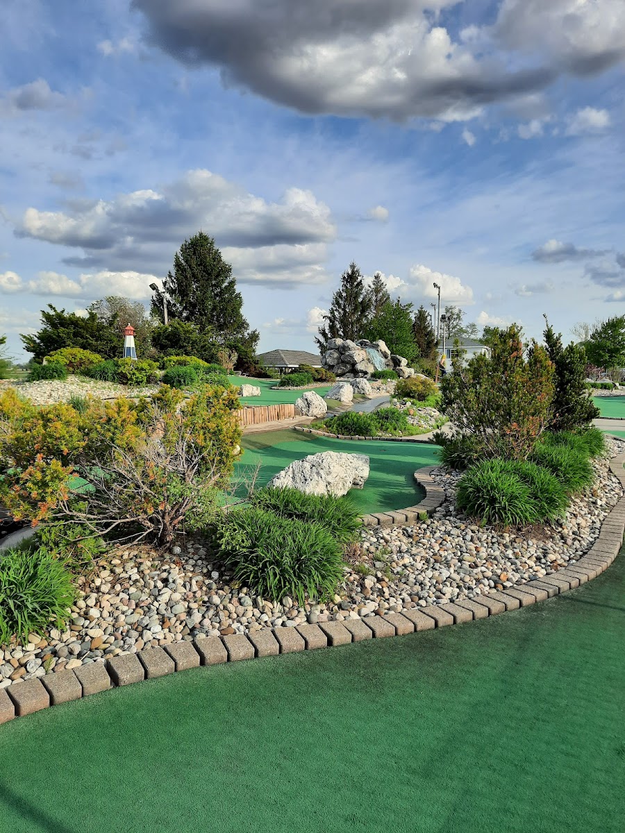 Perry Falls Mini Golf
