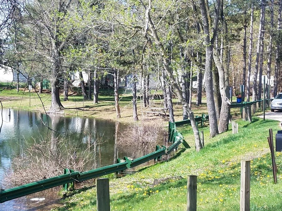 Dean Lake Park