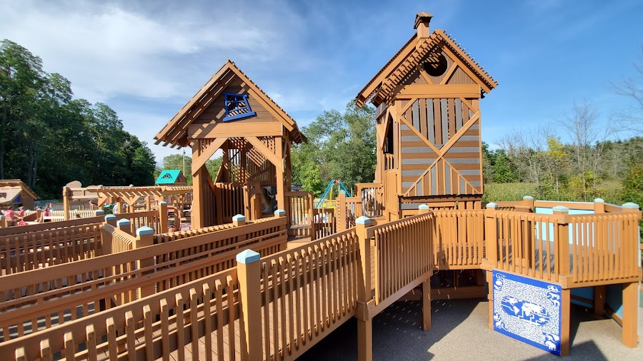 Franklin Woods Nature Center Pavilion