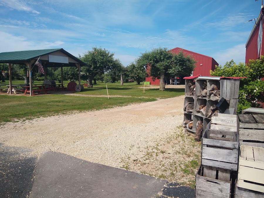 M&T's Gibbsville Orchard