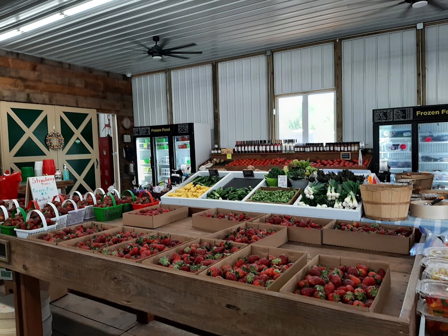 White Hill Farms Strawberries & Produce