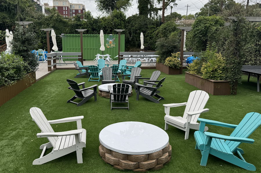 Hop Shots Mini Golf
