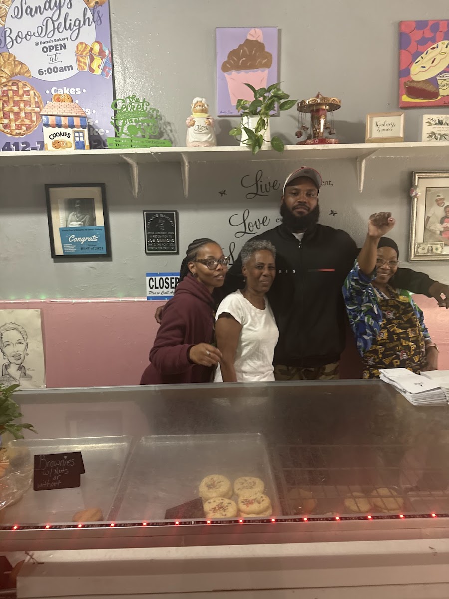 Sandy Boo's Delights at Dana's Bakery
