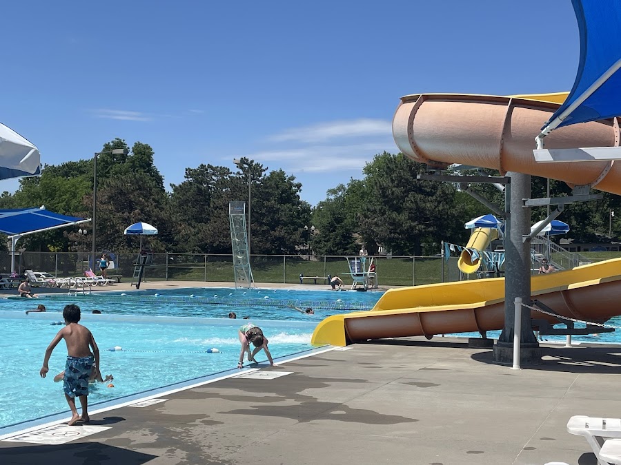 Gladstone Municipal Pool