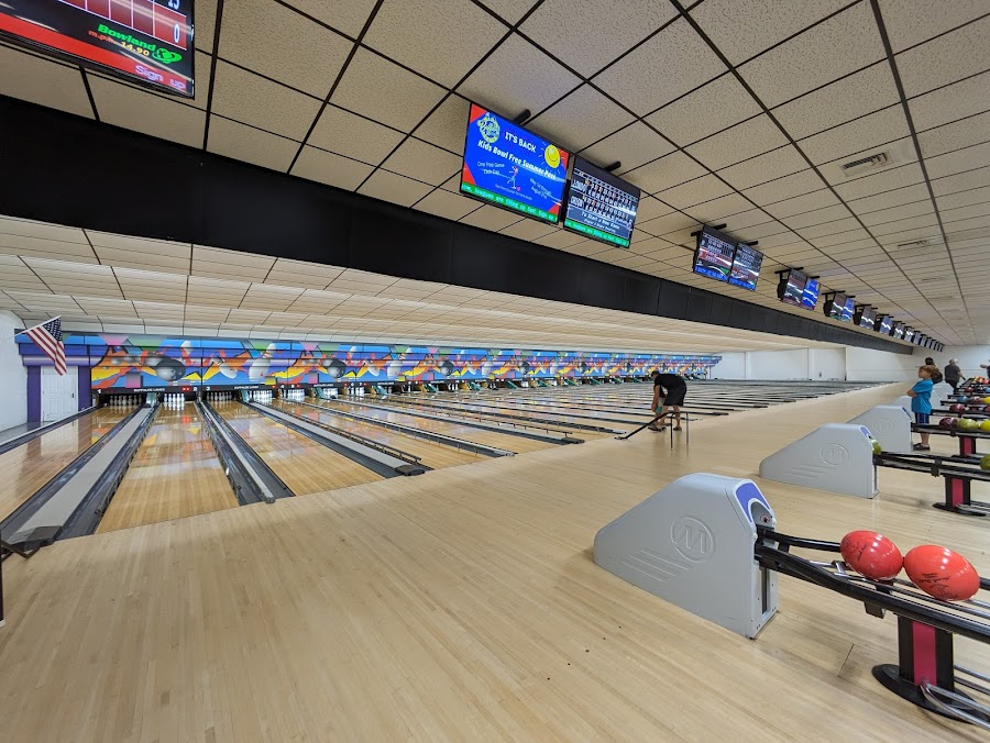 Buffaloe Lanes South Family Bowling Center